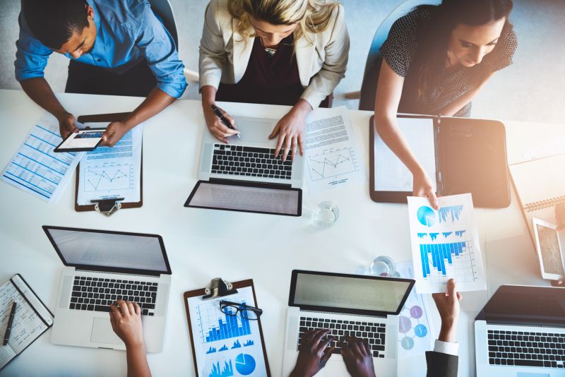 Debreceni online marketing &uuml;gyn&ouml;ks&eacute;gek list&aacute;ja 2026-ban: mely c&eacute;gekn&eacute;l dolgozhatsz?